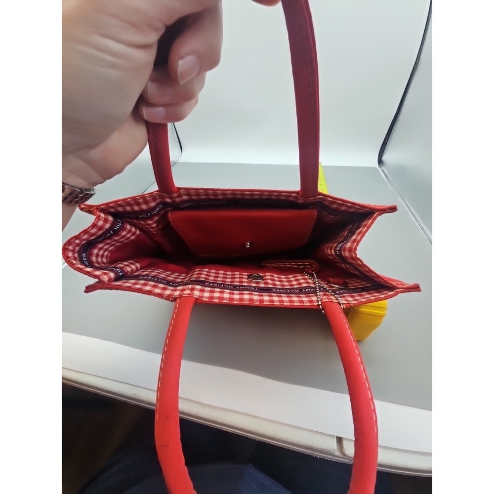 Vintage Tommy Hilfiger Red Canvas Tote Bag Beach Travel Vacation Picnic School - Picture 6 of 8